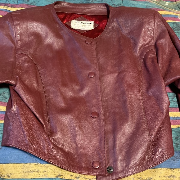 Custom Balinese leather bolero jacket 90s - Picture 5 of 5